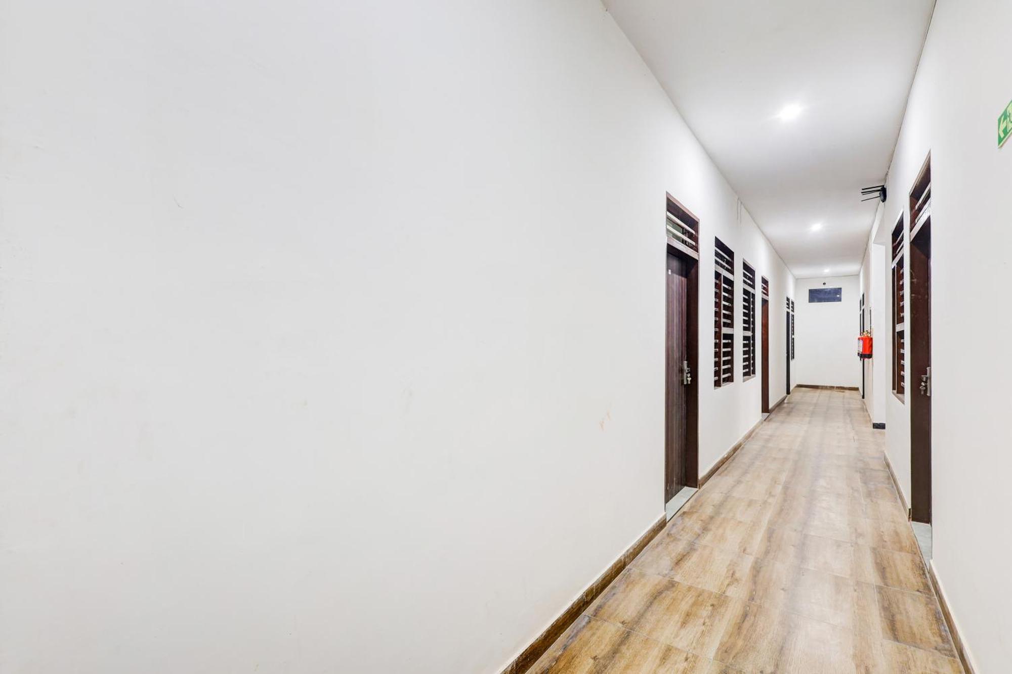 Super Hotel O Aravali Vihar Bhiwadi エクステリア 写真